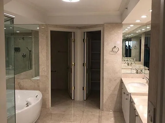 20201 E Country Club Drive #1009 Aventura, FL 33180