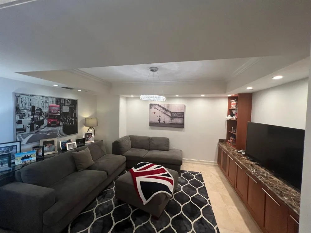20201 E Country Club Drive #1009 Aventura, FL 33180
