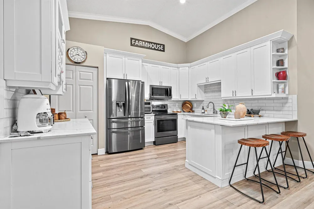 9444 SWANSEA LANE West Palm Beach, FL 33411