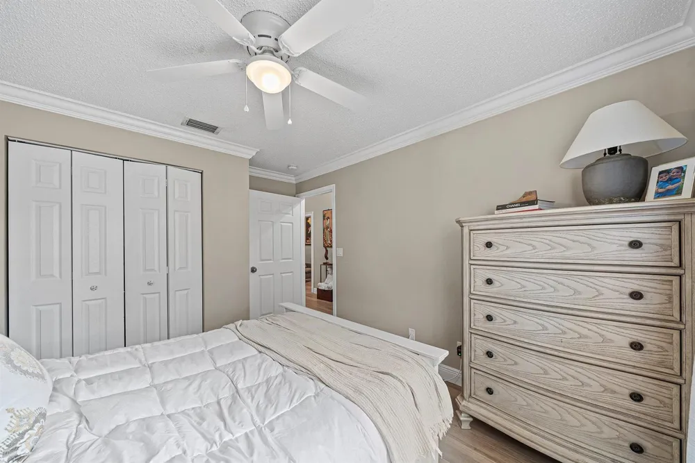 9444 SWANSEA LANE West Palm Beach, FL 33411
