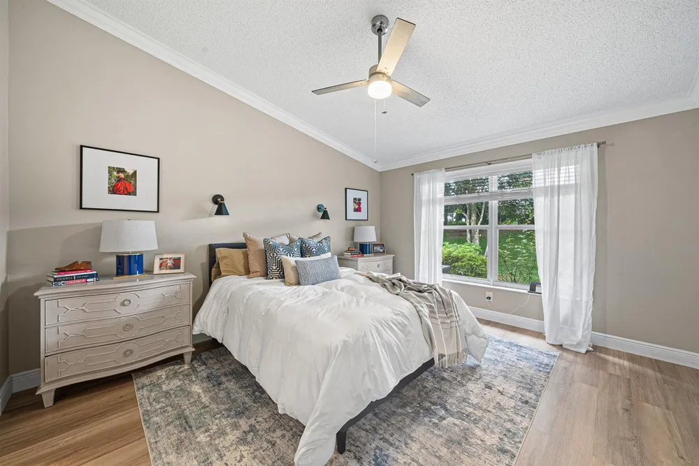 9444 SWANSEA LANE West Palm Beach, FL 33411