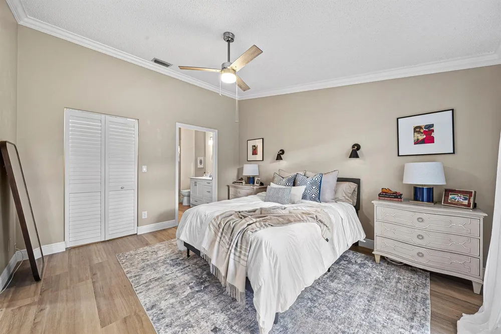 9444 SWANSEA LANE West Palm Beach, FL 33411