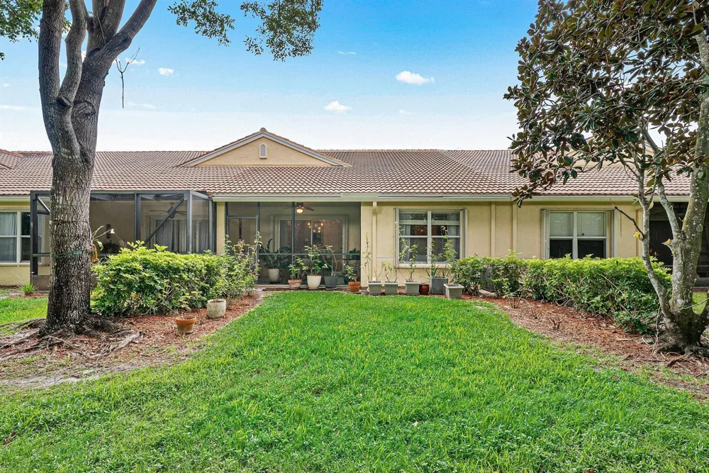 9444 SWANSEA LANE West Palm Beach, FL 33411