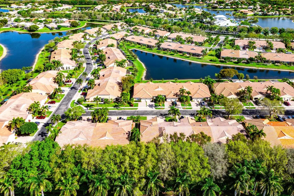 9444 SWANSEA LANE West Palm Beach, FL 33411
