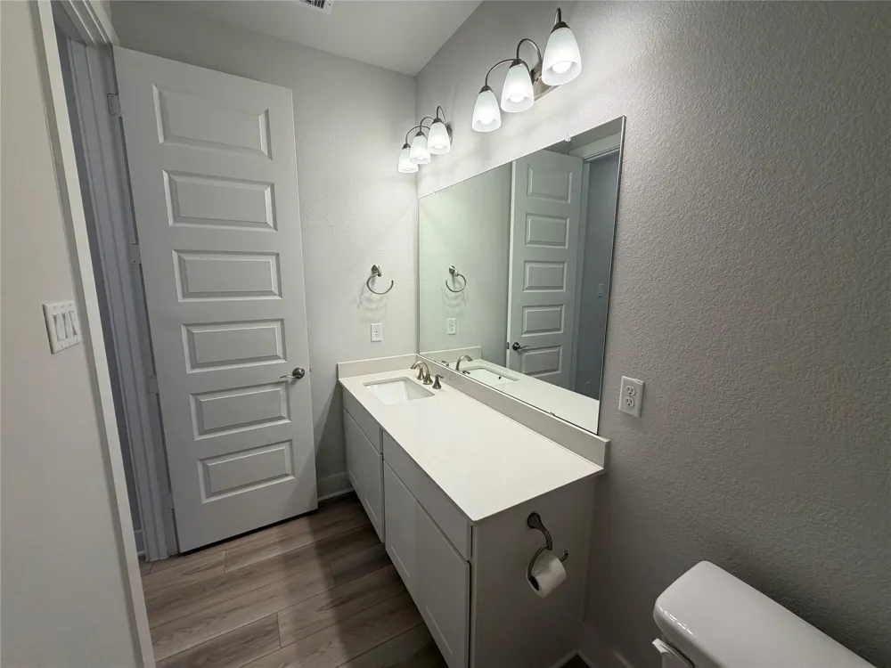 3306 Salton Sea Drive Texas City, TX 77568