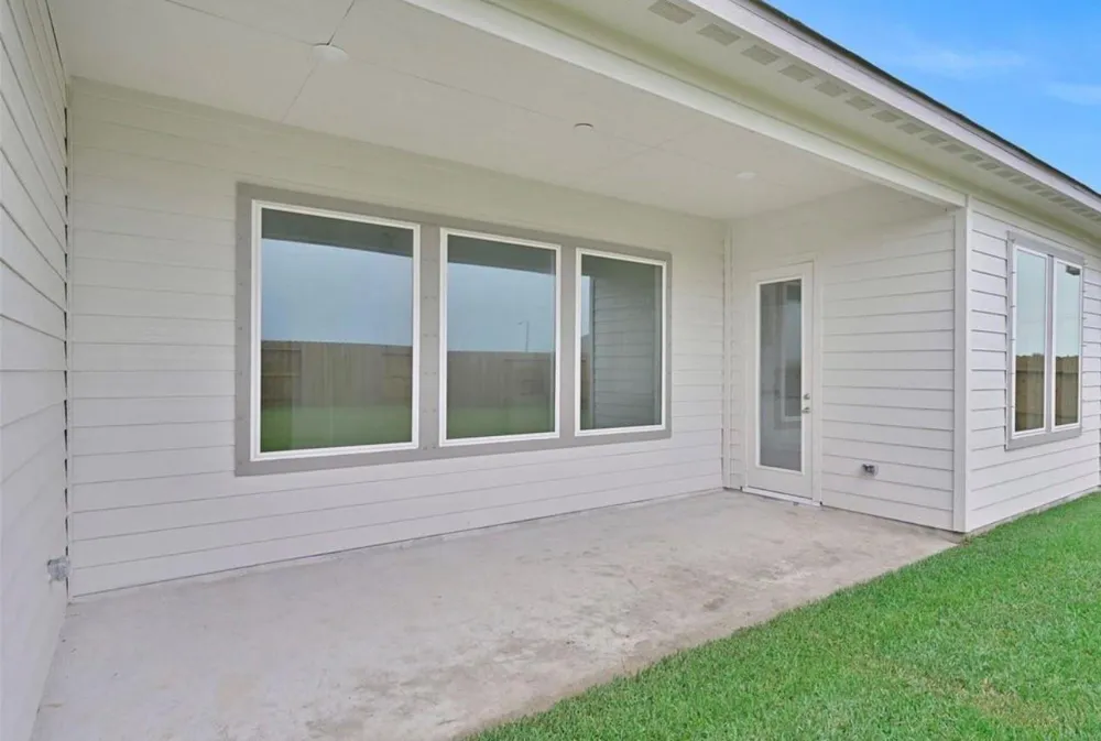 3306 Salton Sea Drive Texas City, TX 77568