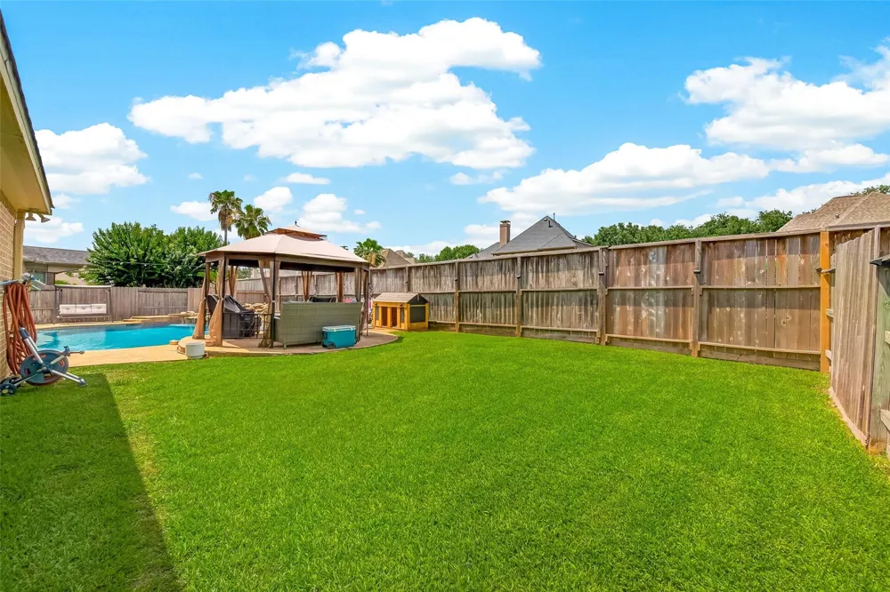 9619 Silver Birch Court Missouri City, TX 77459