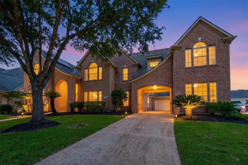 9619 Silver Birch Court Missouri City, TX 77459