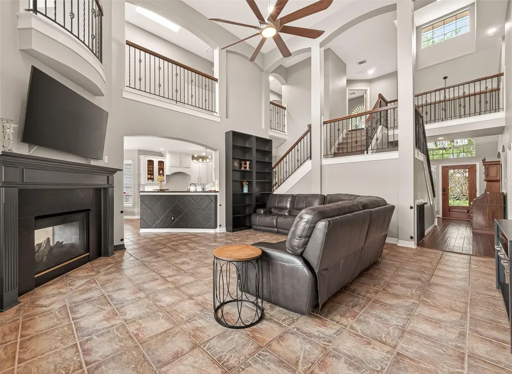 9619 Silver Birch Court Missouri City, TX 77459