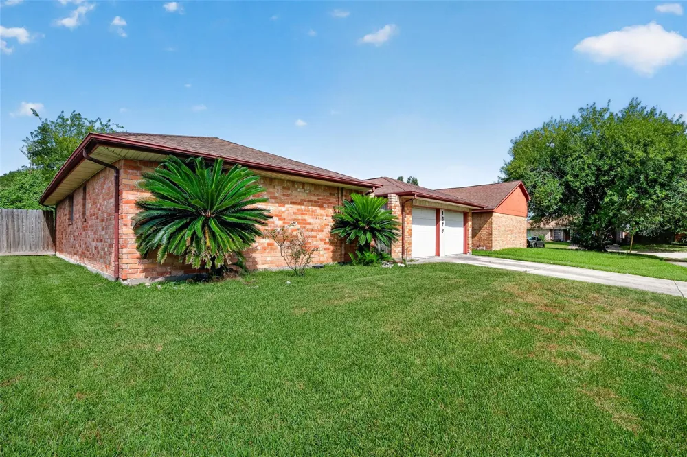 1379 Wrotham Lane Channelview, TX 77530