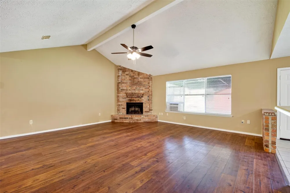 1379 Wrotham Lane Channelview, TX 77530