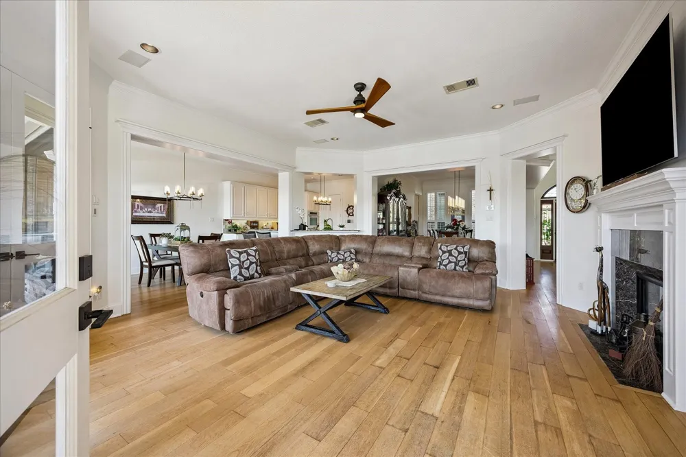 631 Northport Lane League City, TX 77565