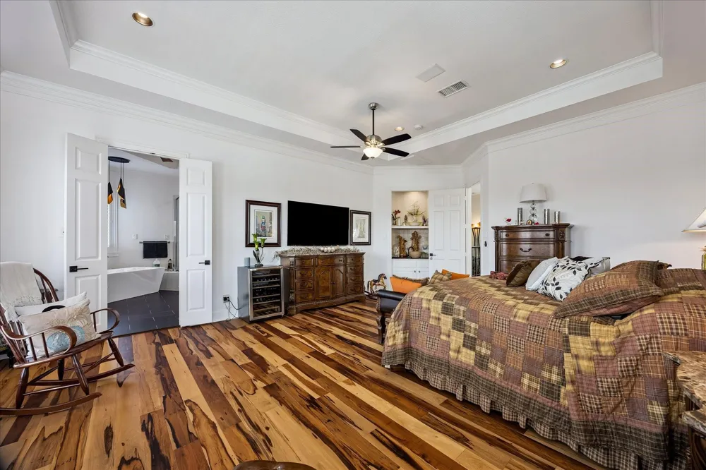 631 Northport Lane League City, TX 77565