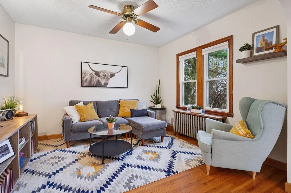 1705 Ivy Avenue E Saint Paul, MN 55106