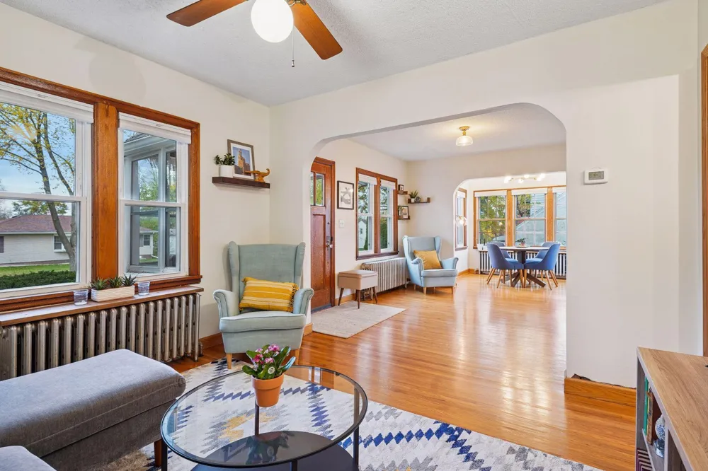 1705 Ivy Avenue E Saint Paul, MN 55106