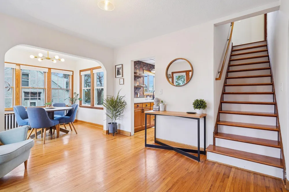 1705 Ivy Avenue E Saint Paul, MN 55106