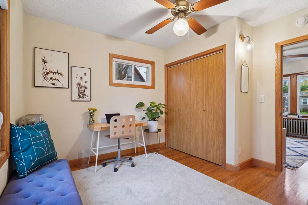1705 Ivy Avenue E Saint Paul, MN 55106