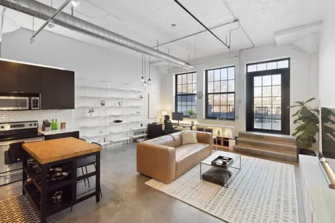 730 Stinson Boulevard #221