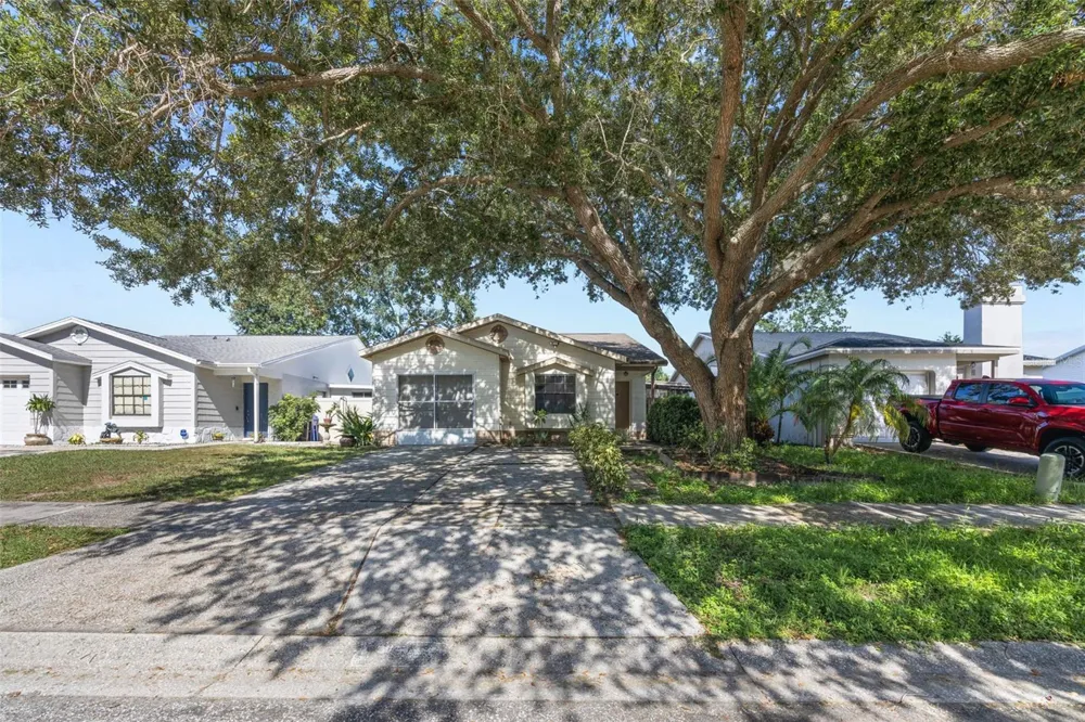 13427 LARAWAY DRIVE Riverview, FL 33579