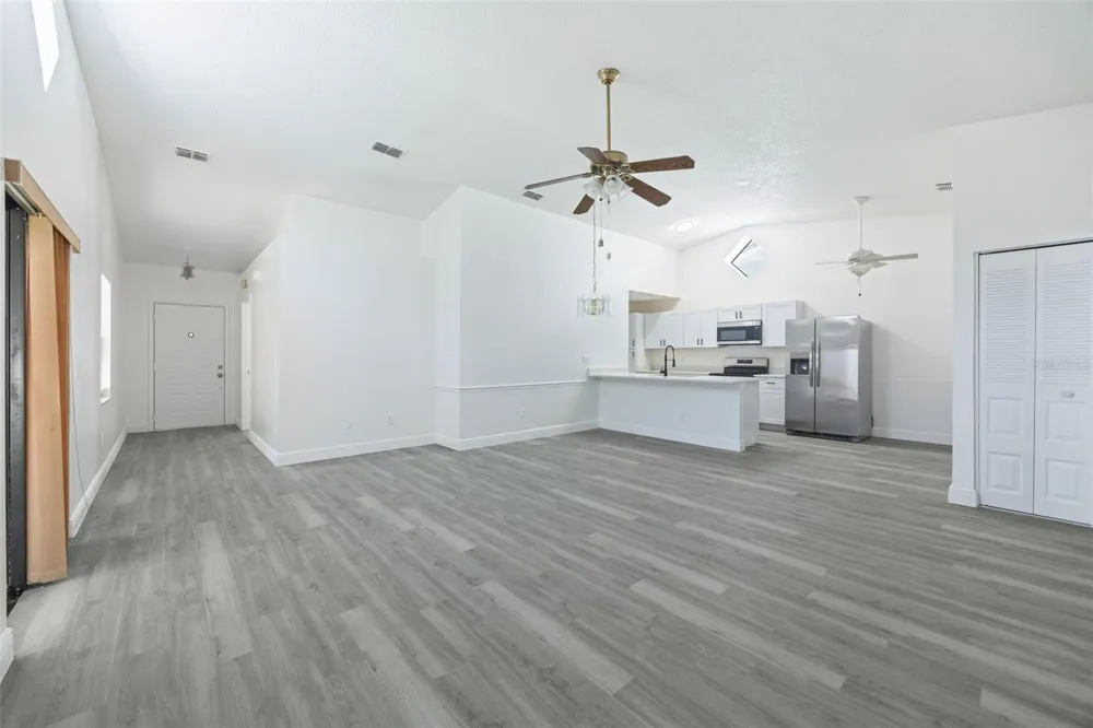 13427 LARAWAY DRIVE Riverview, FL 33579