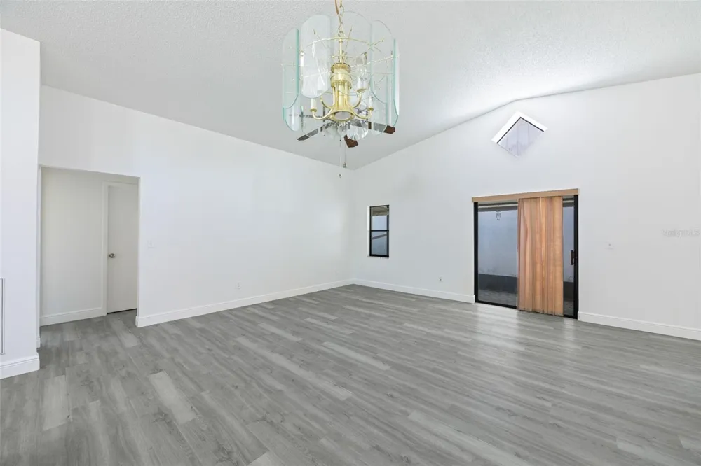13427 LARAWAY DRIVE Riverview, FL 33579