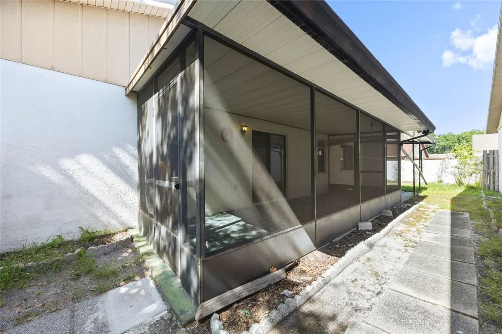 13427 LARAWAY DRIVE Riverview, FL 33579