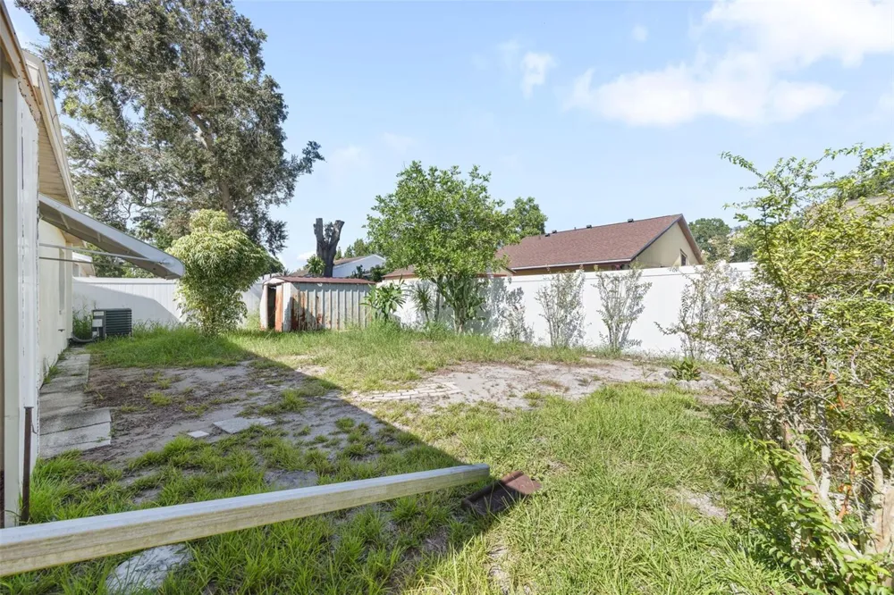 13427 LARAWAY DRIVE Riverview, FL 33579