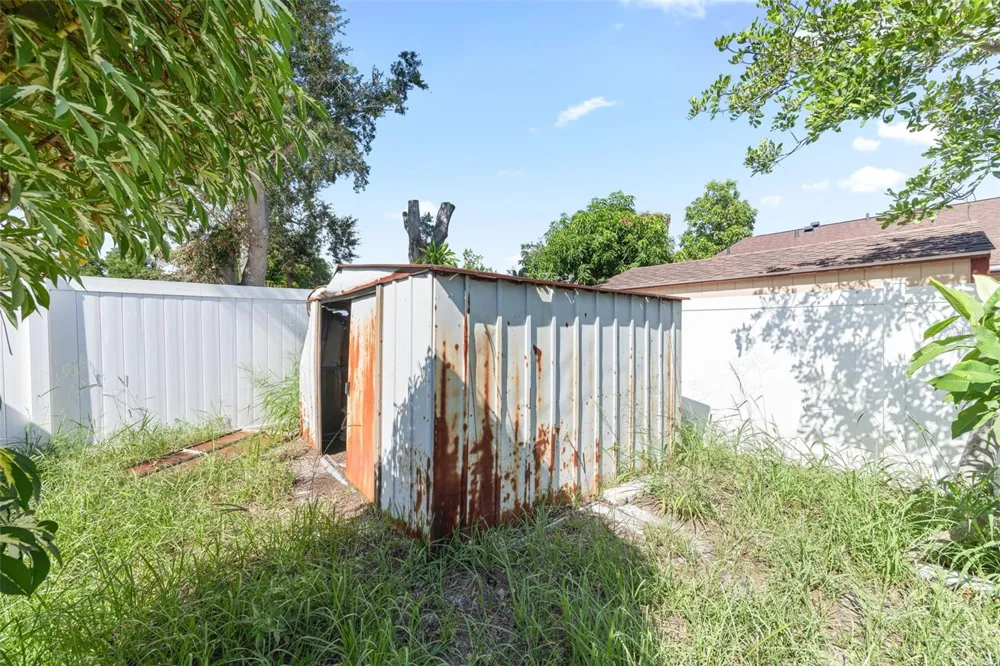 13427 LARAWAY DRIVE Riverview, FL 33579