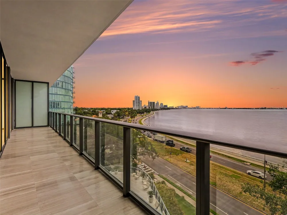 3101 W BAYSHORE STREET #503 Tampa, FL 33629