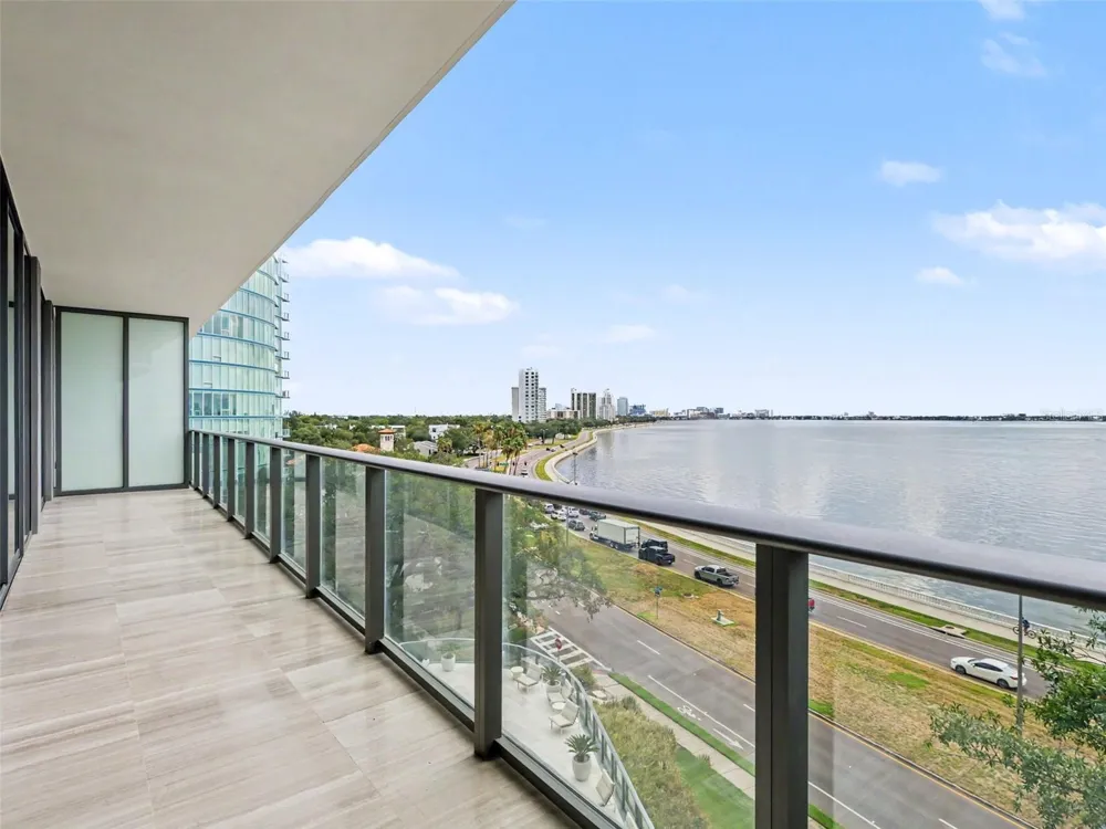 3101 W BAYSHORE STREET #503 Tampa, FL 33629
