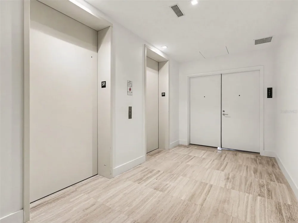 3101 W BAYSHORE STREET #503 Tampa, FL 33629