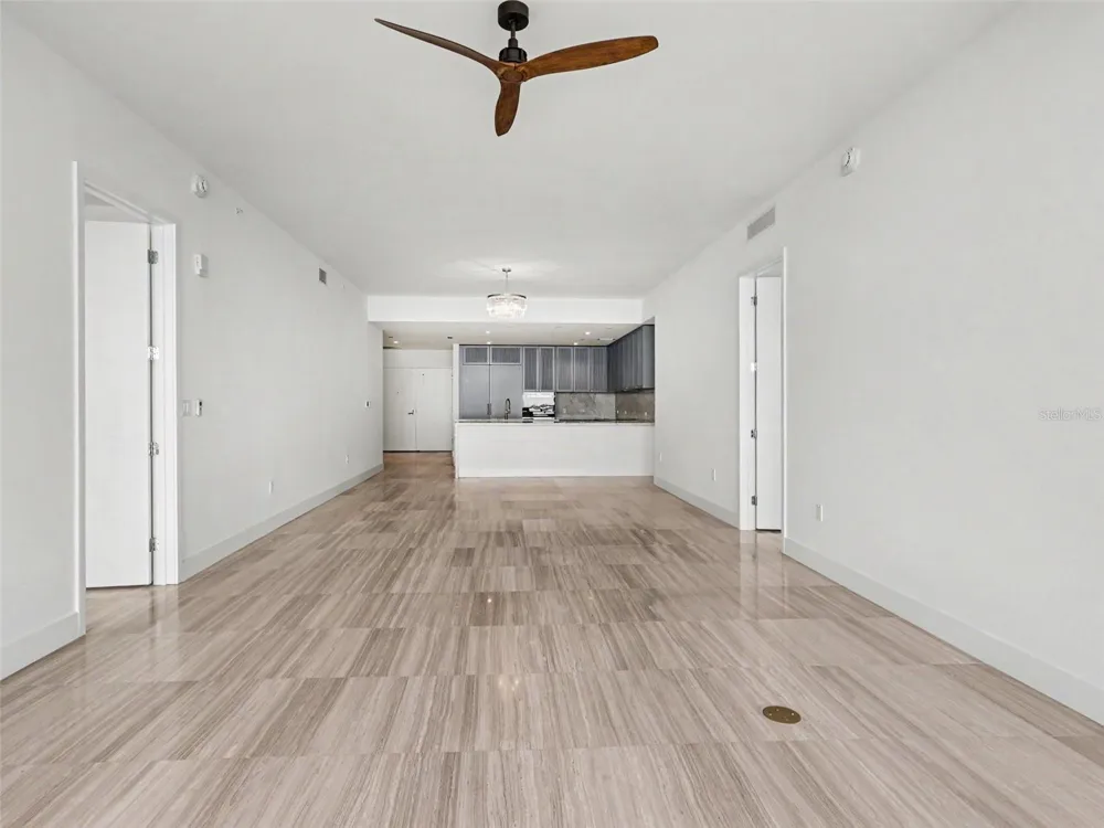3101 W BAYSHORE STREET #503 Tampa, FL 33629