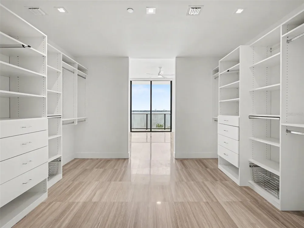 3101 W BAYSHORE STREET #503 Tampa, FL 33629