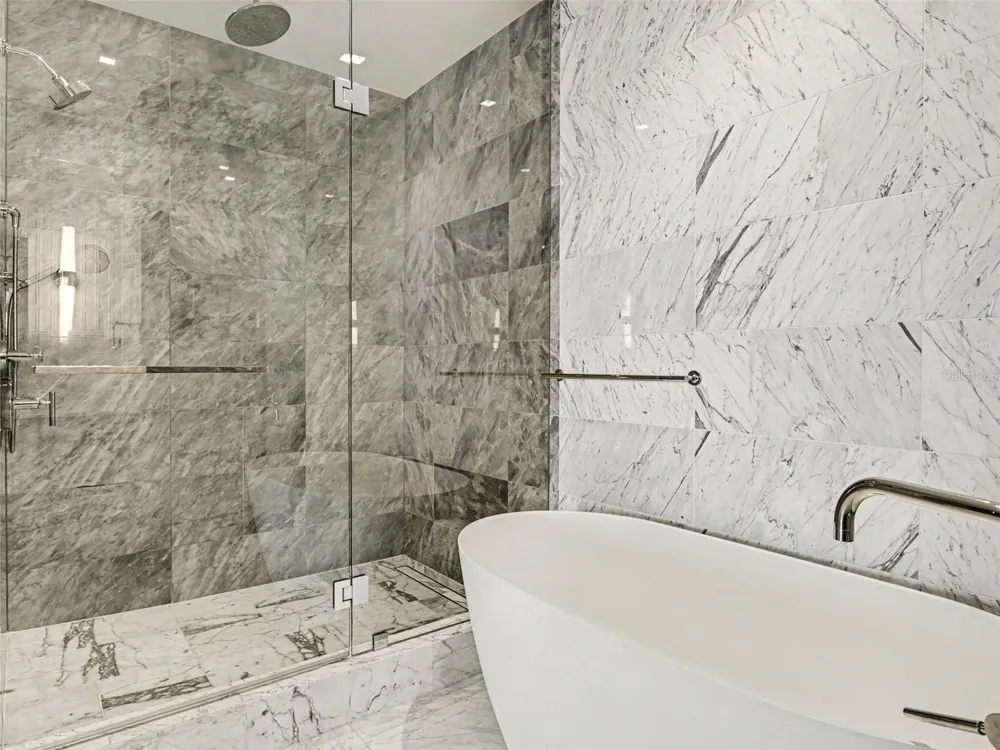 3101 W BAYSHORE STREET #503 Tampa, FL 33629