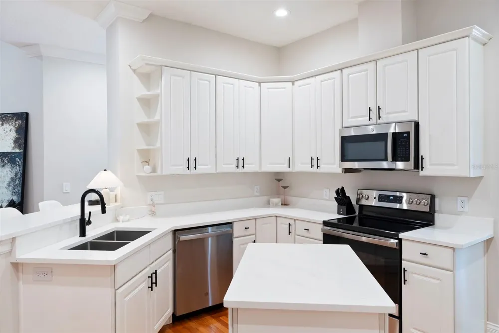 2504 W TENNESSEE AVENUE #A Tampa, FL 33629