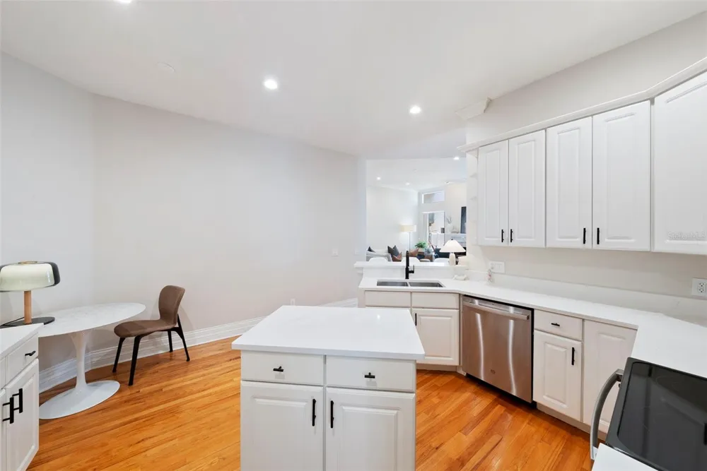 2504 W TENNESSEE AVENUE #A Tampa, FL 33629