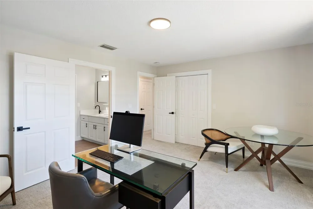 2504 W TENNESSEE AVENUE #A Tampa, FL 33629