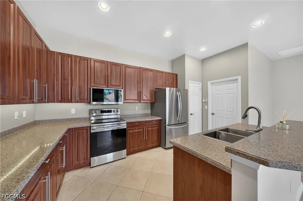 Bently Circle Fort Myers, FL 33912