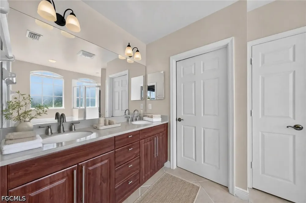 Bently Circle Fort Myers, FL 33912