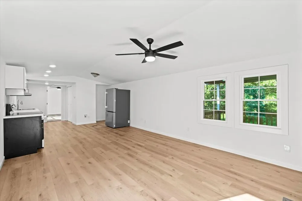 1237 North Pass Chatsworth, GA 30705