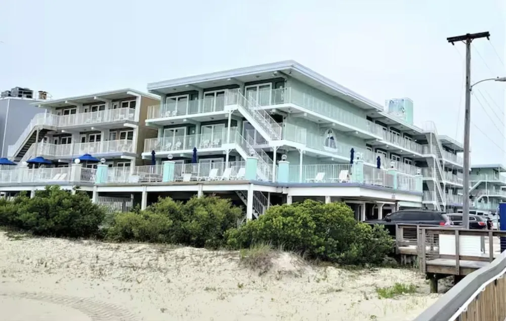 404 E Denver Avenue Wildwood Crest, NJ 08260