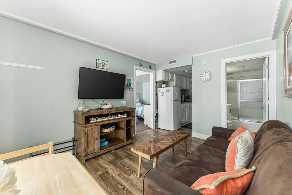 404 E Denver Avenue Wildwood Crest, NJ 08260