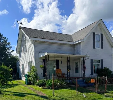 125 APPLE STREET