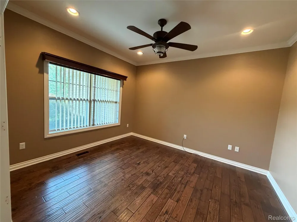 7876 Donegal Court Tyrone Township, MI 48430