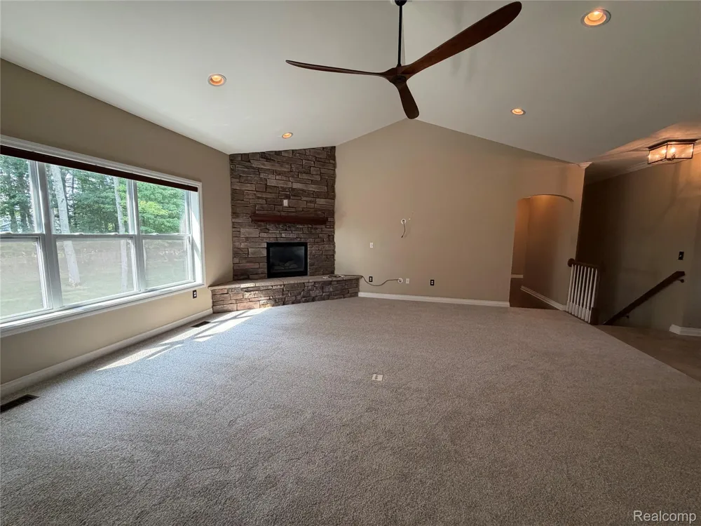 7876 Donegal Court Tyrone Township, MI 48430