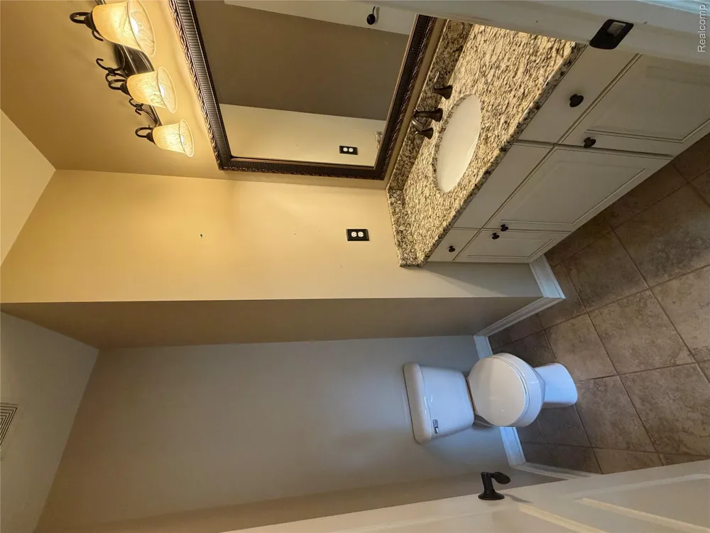 7876 Donegal Court Tyrone Township, MI 48430