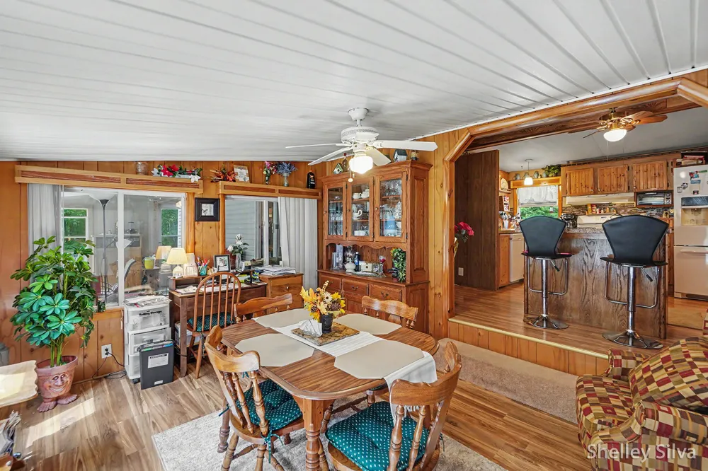 2705 W Southern Avenue Peacock Township, MI 49304