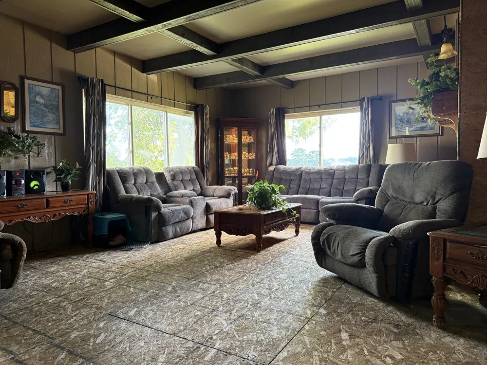 11720 S M 66 Highway Assyria Township, MI 49021