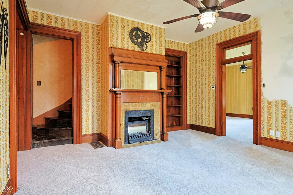 342 High Street Hope, IN 47246