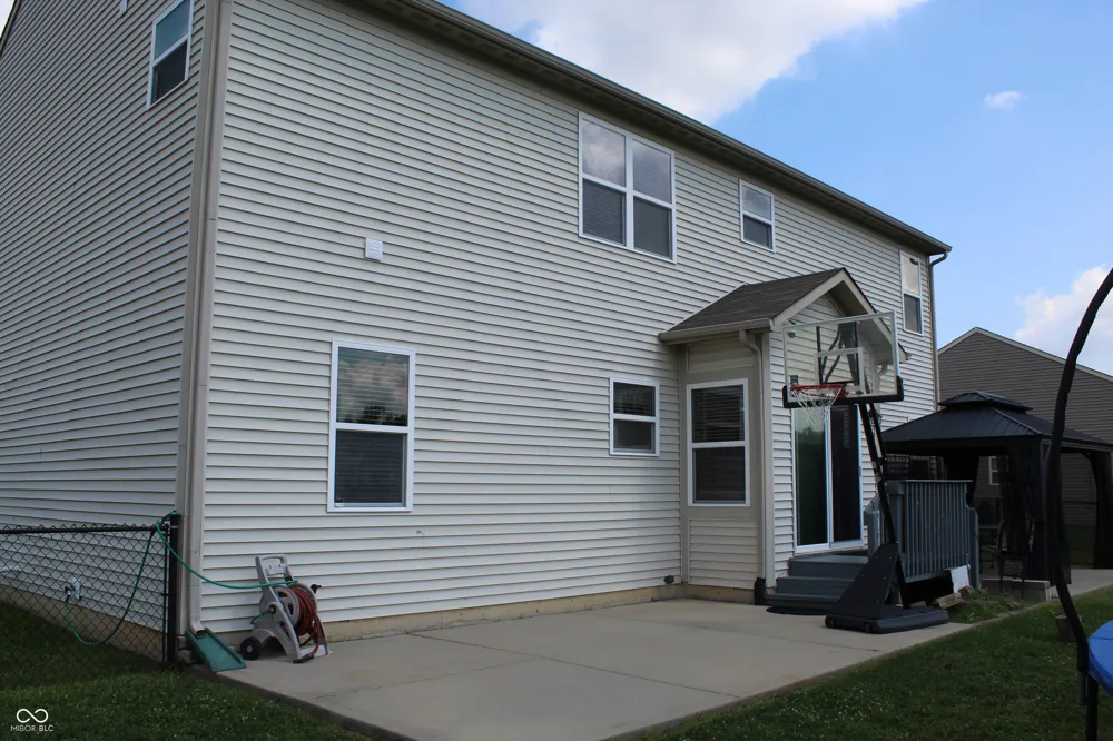 6737 Wilmot Lane Avon, IN 46123